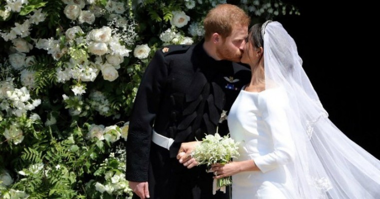 Príncipe Harry e Meghan Markle são declarados marido e mulher