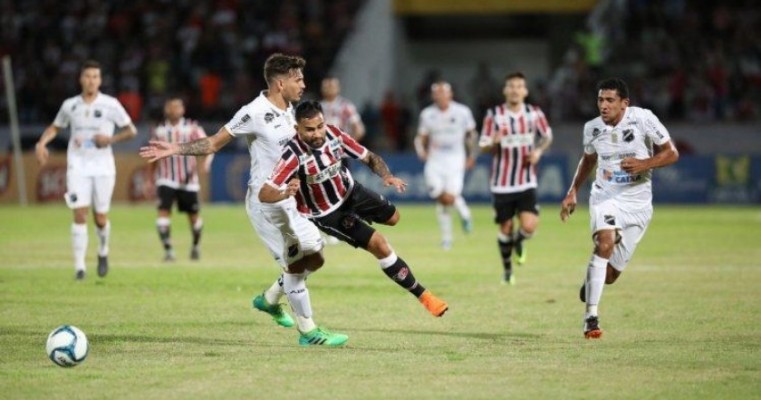 Atropelado, Santa Cruz é goleado e eliminado da Copa do Nordeste