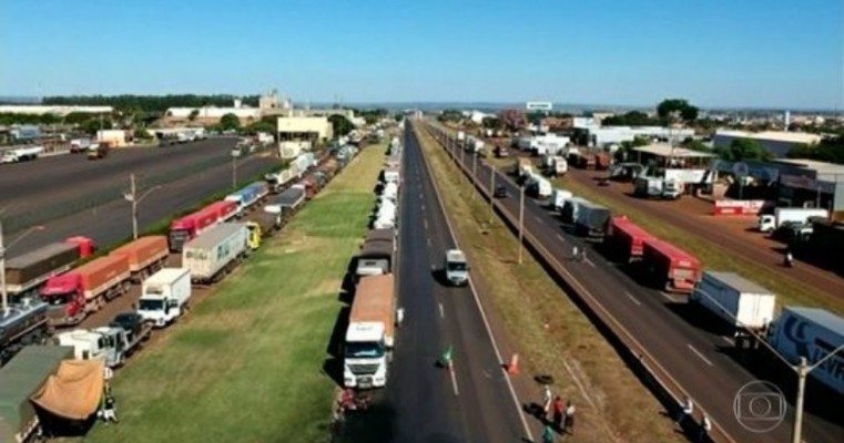 Em Pernambuco, mais de 60 cidades decretam emergência devido ao desabastecimento de combustível