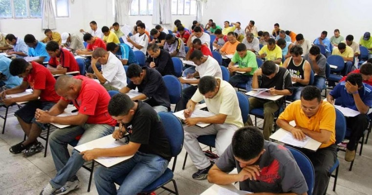 MPF no Ceará quer garantir mais vagas em universidades públicas para pessoas de baixa renda