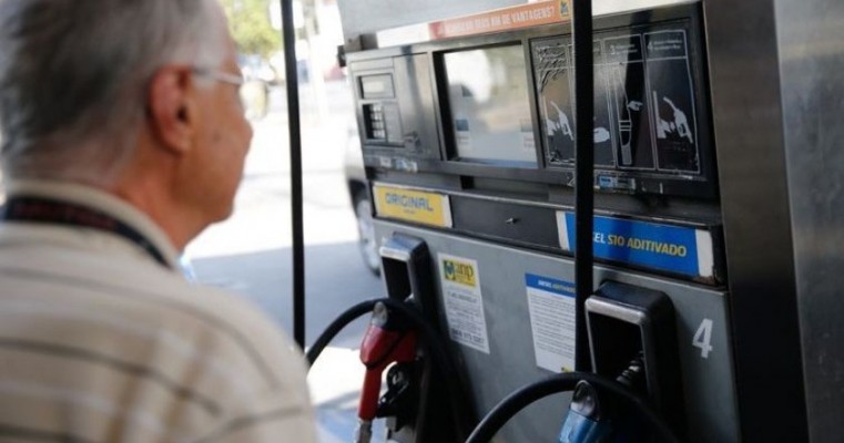 Governo discutirá redução de preços de combustíveis