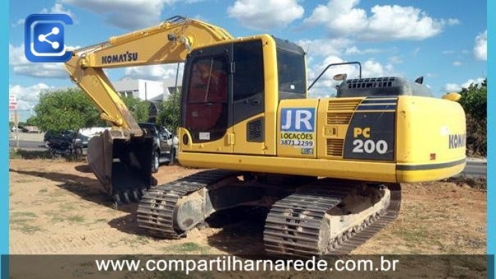 Escavadeira Hidráulica Komatsu PC200 - EM SALGUEIRO PE - JR LOCAÇÕES