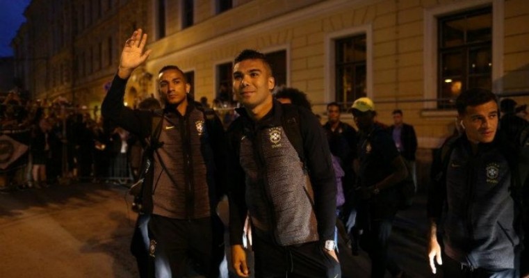 Jogadores da seleção agradecem receptividade de torcida brasileira