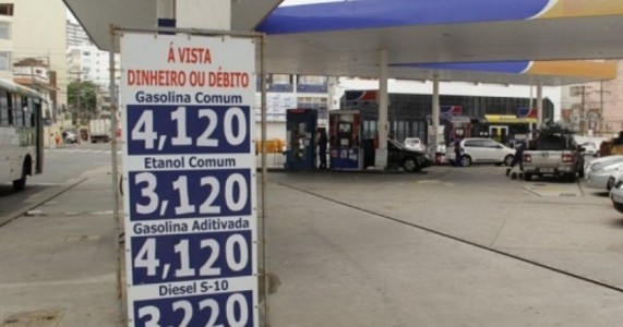 Desconto do diesel não chega na bomba em nenhum Estado
