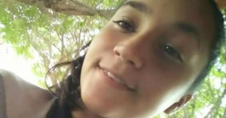Procura-se adolescente desaparecida em Floresta, no Sertão de Pernambuco