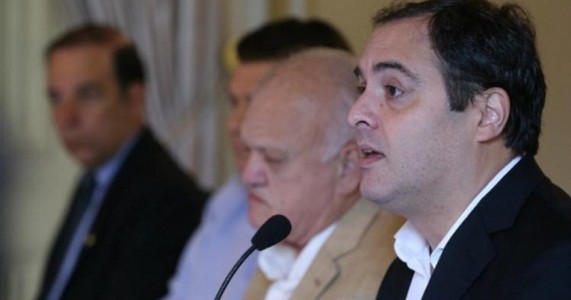 Paulo Câmara decreta cinco dias de luto oficial pela morte de Uchoa