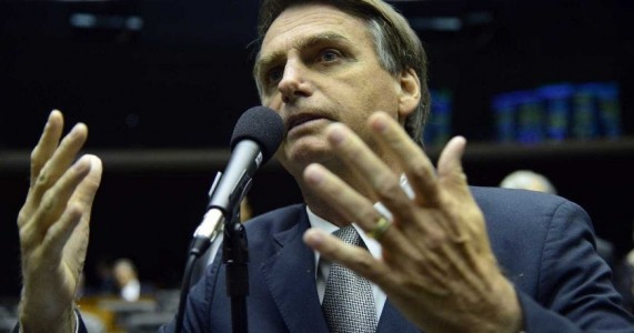 'Chega de frescura', diz Bolsonaro sobre polêmica com criança e arma