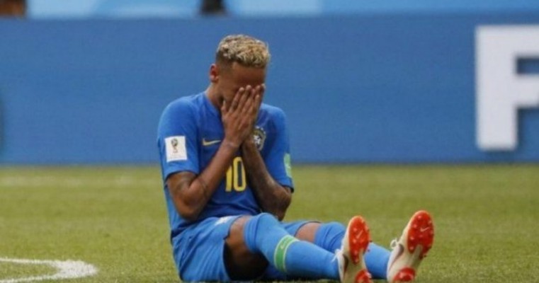 Fifa divulga 10 candidatos ao prêmio de melhor do mundo e deixa Neymar fora