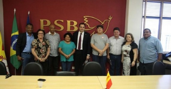 Paulo Câmara recebe o apoio do PPL