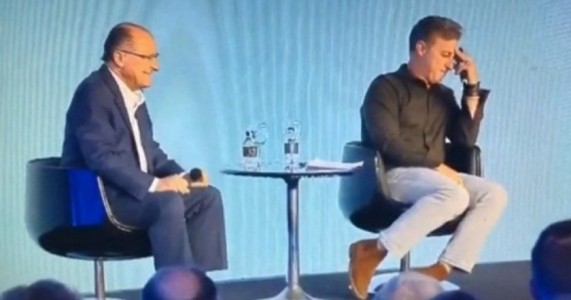 Em evento apresentado por Luciano Huck, Alckmin chama Angélica de Eliana e causa saia justa