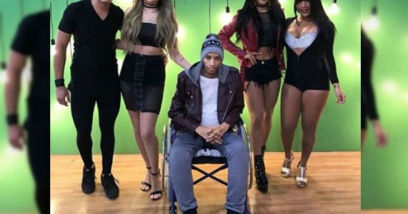 Na UTI, vocalista da banda Torpedo respira com ajuda de aparelhos