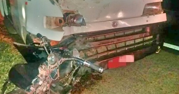 Van bate em moto e mata primos na BR-316 em Trindade; Piloto é arrastado 270 metros e passageiro arremessado
