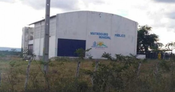 Exu: Vereador apresenta indicação e solicita da Prefeitura medidas para reabrir matadouro público