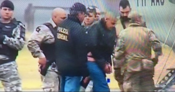 Agressor de Bolsonaro é transferido para presídio federal em MS