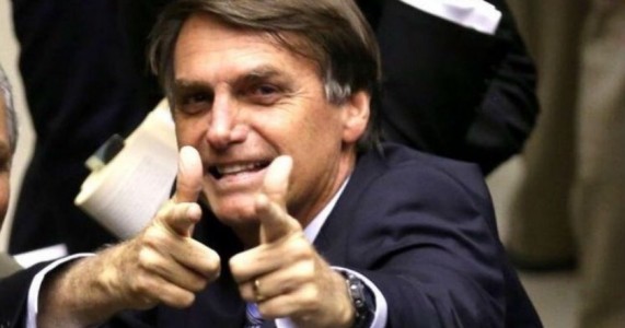 'Manifesto à Nação' de Bolsonaro é divulgado em partes em rede social