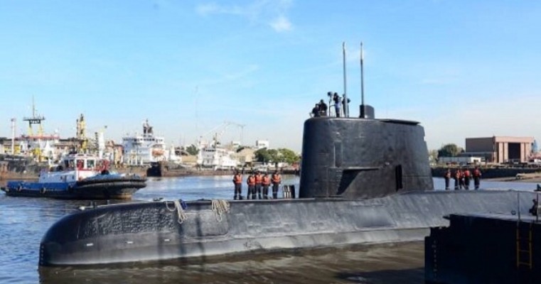 Submarino argentino desaparecido há um ano com 44 a bordo é localizado