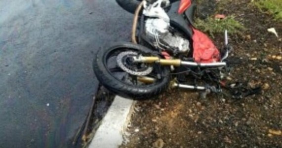 Serra Talhada PE – Acidente de Moto na BR-232, Moto Colidi com Ônibus Coletivo