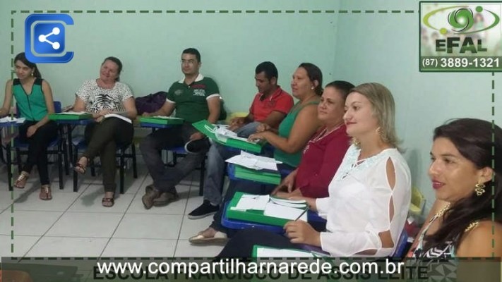 Professores Capacitados em Cedro, PE - Escola Francisco de Assis Leite