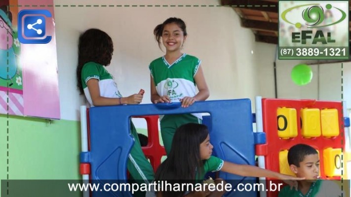 Crianças Educadas em Cedro, PE - Escola Francisco de Assis Leite