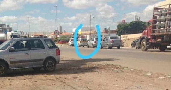 Petrolina PE — Colisão de Dois Veículos na Avenida Honorato Viana
