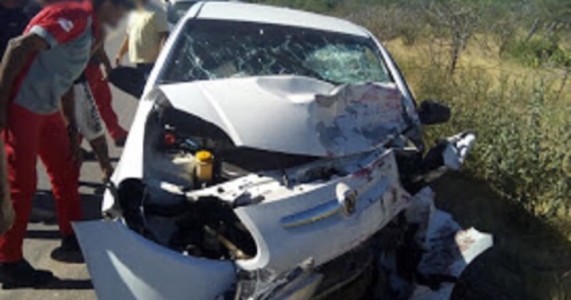Acidente — Colisão na BR-316 Entre Floresta e Petrolândia PE Deixa Feridos