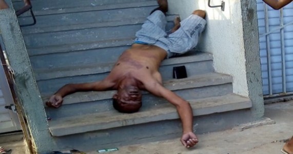 Petrolina PE — Homem Morto a Pauladas no Residencial Vivendas