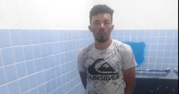 Petrolina PE — Policiais do 2° BIESP Prendem Homicida Foragido da Justiça
