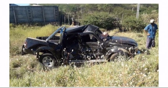 Grave colisão entre veículos deixa uma morte na PE-365 em Serra Talhada
