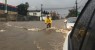Chuva alaga ruas e causa transtornos no Grande Recife