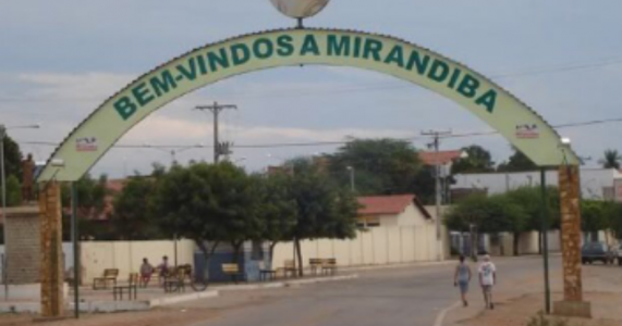 Mirandiba/PE – Homem embriagado vai parar na delegacia após quebrar objetos de vizinho