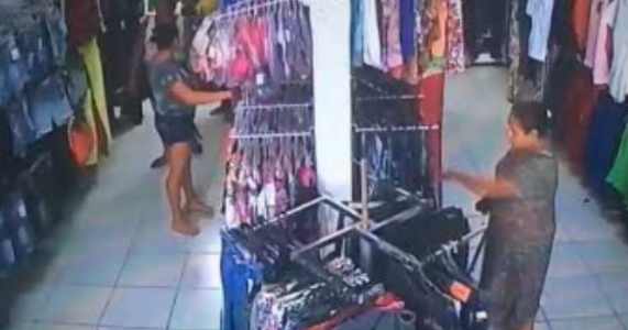 Mulher é Presa Por Roubar Shorts na loja Thorra-Thorra