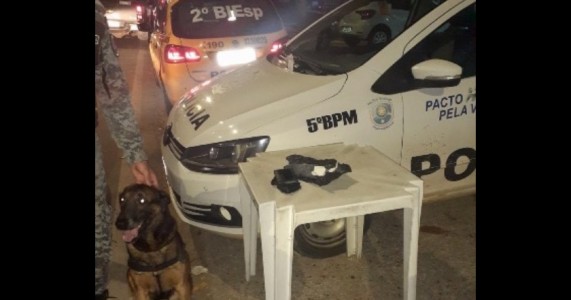 POLICIAIS MILITARES DO 5° BPM E 2º BIESP REALIZAM APREENSÃO DE DROGAS NO PROJETO N-6