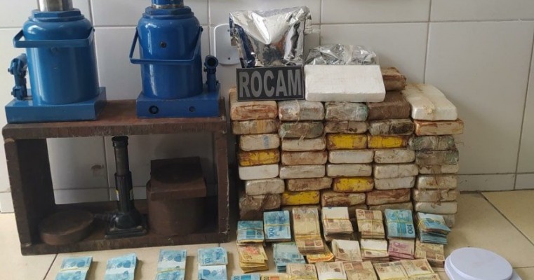 Policia desarticula quadrilha especializada em tráfico de drogas em Cabrobó e Petrolina, 53,559 kg de cocaína foram apreendidos