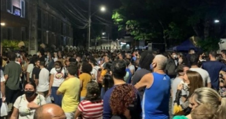 Registro de aglomerações após Enem no Recife