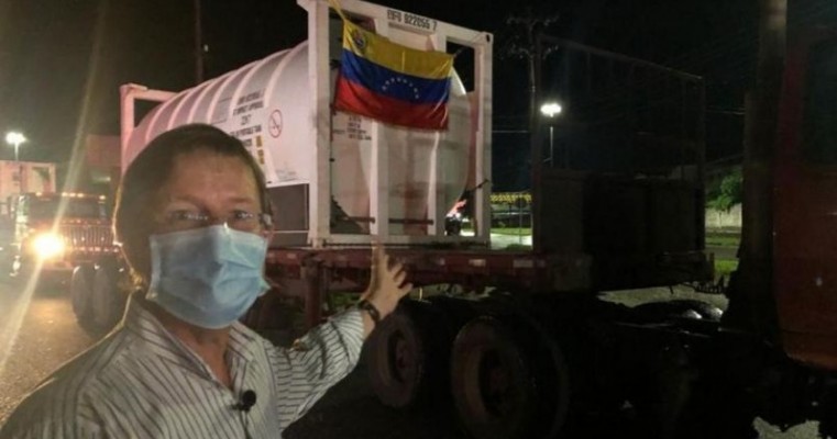Venezuela confirma chegada de 5 caminhões de oxigênio do país a Manaus