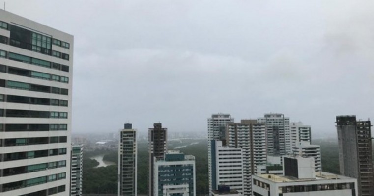 Pernambuco tem alerta de chuva com intensidade moderada a forte