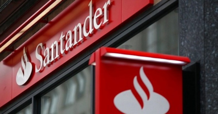 Agência do Santander de Salgueiro suspende funcionamento após funcionário testar positivo para Covid-19