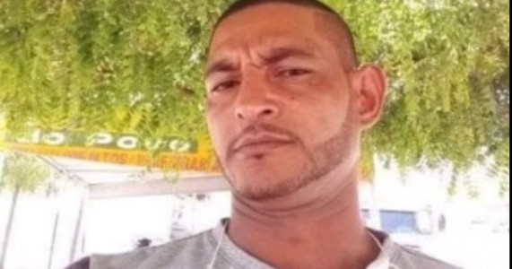 MOTOTAXISTA MORRE EM ACIDENTE NO BAIRRO DA COHAB EM SALGUEIRO-PE