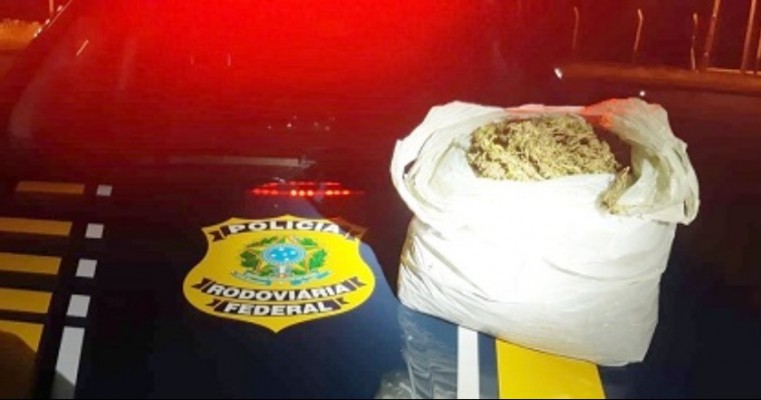 Polícia Rodoviária Federal detém homem flagrado com maconha e cocaína em Cabrobó