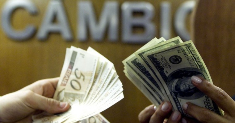 Dólar aproxima-se de R$ 5,35 com preocupações sobre China- Blog do Francisco Brito