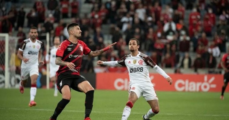 Flamengo arranca empate com Athletico-PR na Arena da Baixada- Blog do Francisco Brito