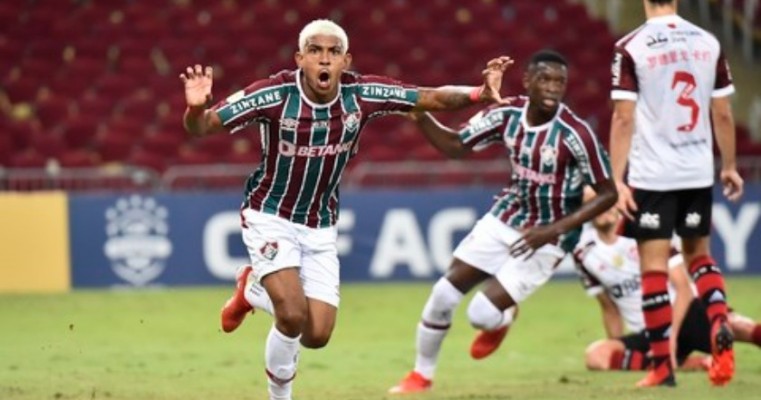 Em noite de John Kennedy Fluminense derrota o Flamengo em clássico quente- Blog do Francisco Brito