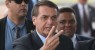 Bolsonaro ataca a vacinação e questiona a honestidade da Anvisa; comunidade médica repudia