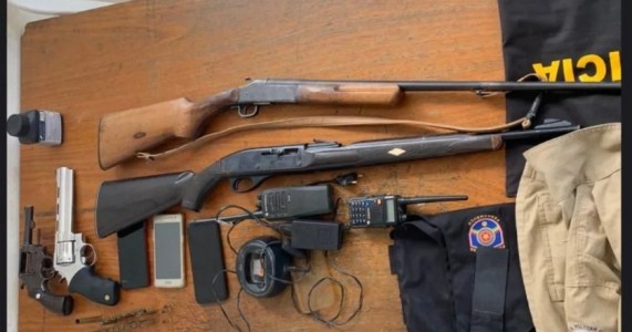 Políciais do 2ºBIEsp apreendem 04 armas de fogo em ocorrência de Ameaça em Petrolina no sertão