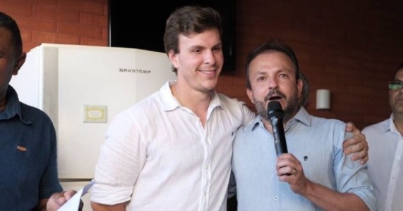 Miguel Coelho visita Salgueiro e declara apoio a pré-candidato a deputado estadual