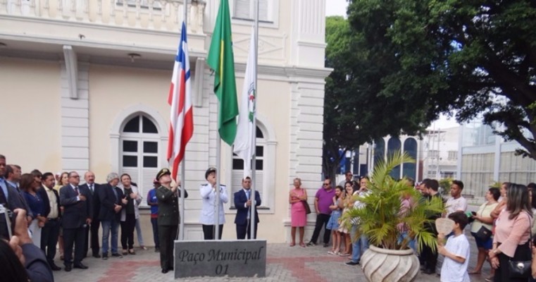 COM DESFILE EM DEFESA DA CAATINGA, JUAZEIRO CELEBRA OS 195 ANOS DA INDEPENDÊNCIA DO BRASIL