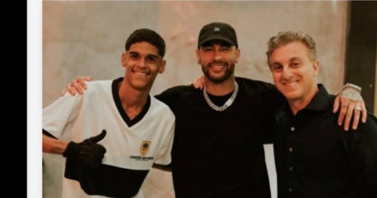 FENÔMENO DA INTERNET, LUVA DE PEDREIRO REALIZA SONHO E SE ENCONTRA COM NEYMAR