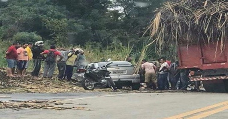 Grave acidente na BR-408, em Timbaúba, deixa um morto e dois feridos