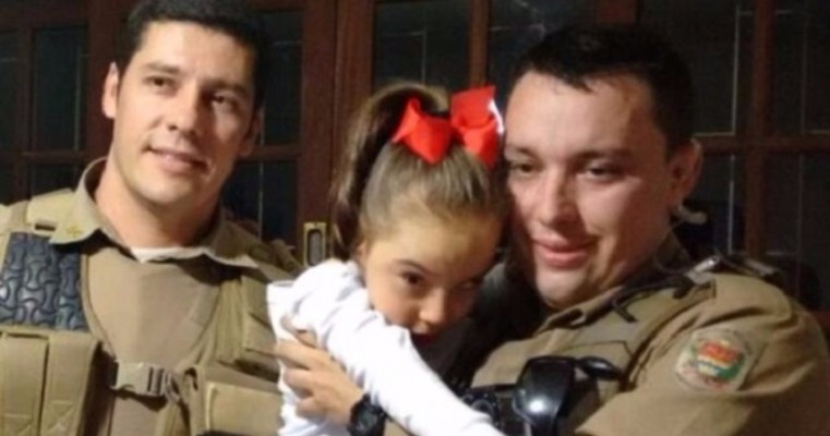 Policial salva vida de menina de 5 anos com tampa de caneta
