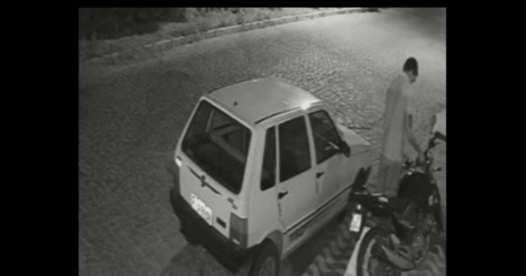 Criminoso furta moto que estava estacionada em frente à residência em Salgueiro
